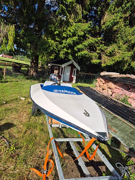 Fet ungdomsbåt til salgs 3 of 5
