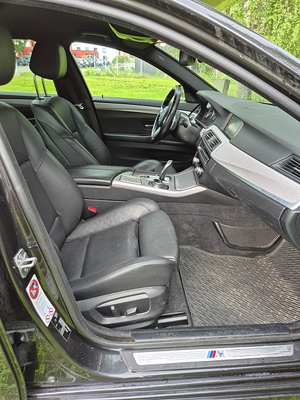 BMW 520d 16 of 23