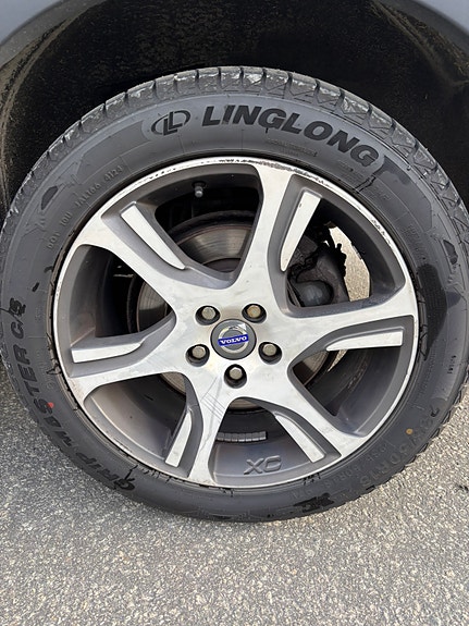 Volvo XC70 20 of 30