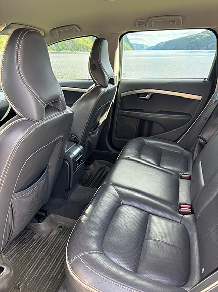 Volvo XC70 12 of 30