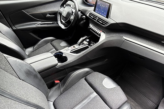 Peugeot 5008 20 of 30