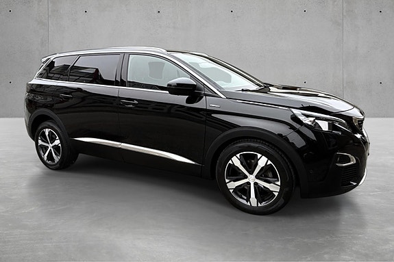 Peugeot 5008 2 of 30