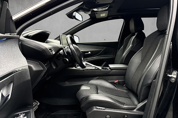 Peugeot 5008 21 of 30