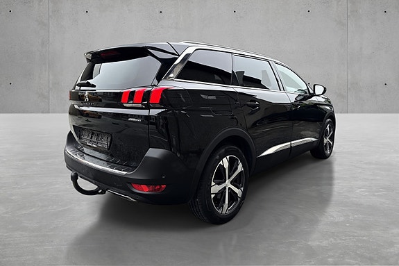 Peugeot 5008 9 of 30