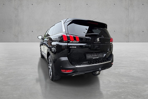 Peugeot 5008 10 of 30