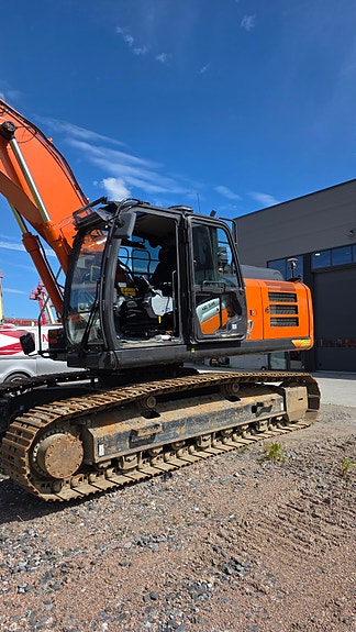 Hitachi ZX 250 - 7, 2021 mod med  GPS og 2 skuffer 2 of 5