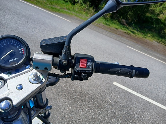 Suzuki GS500E 15 of 26