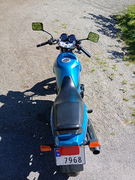 Suzuki GS500E 10 of 26