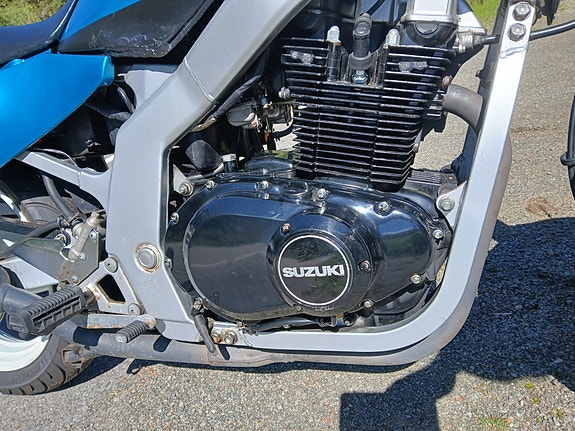 Suzuki GS500E 17 of 26