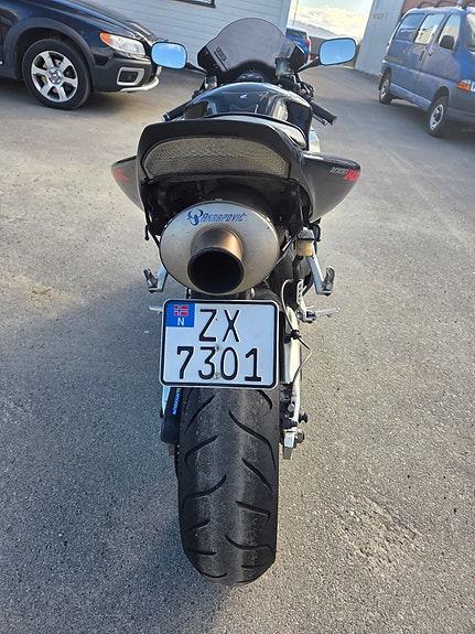 Honda CBR 1000 RR 4 of 5