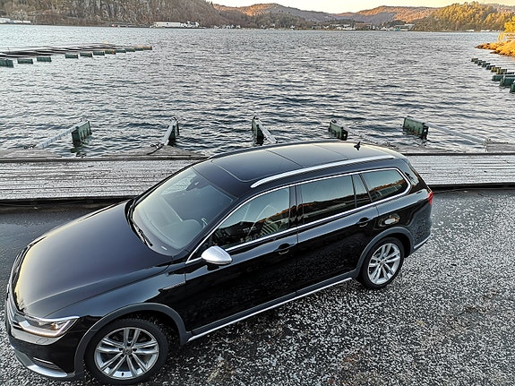 Volkswagen Passat 8 of 11