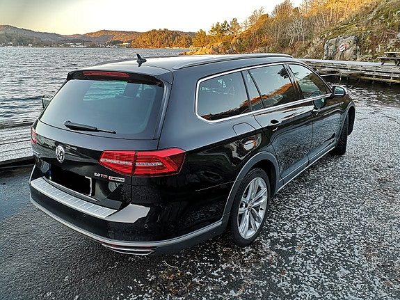 Volkswagen Passat 11 of 11