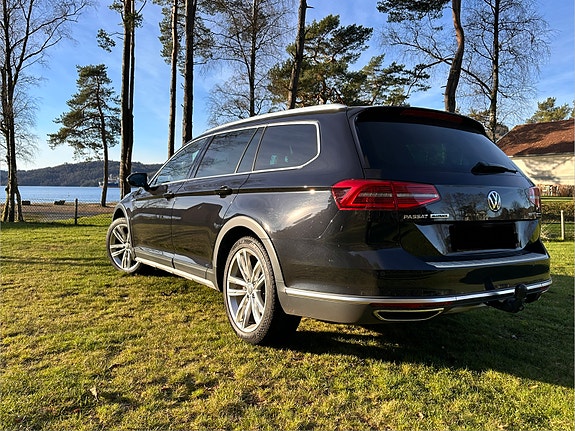 Volkswagen Passat Alltrack 6 of 18