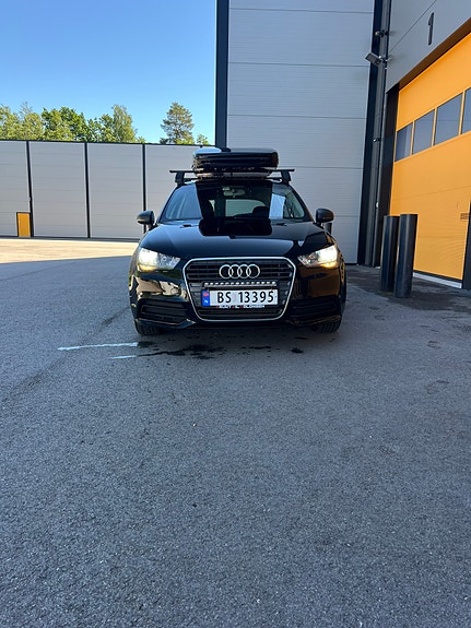 Audi A1 2 of 5