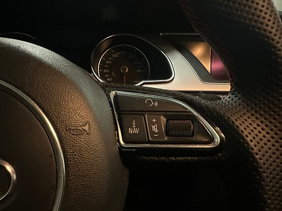 Audi A5 8 of 12