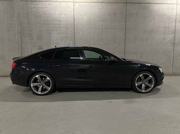 Audi A5 2 of 12