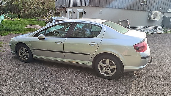 Peugeot 407 2 of 5