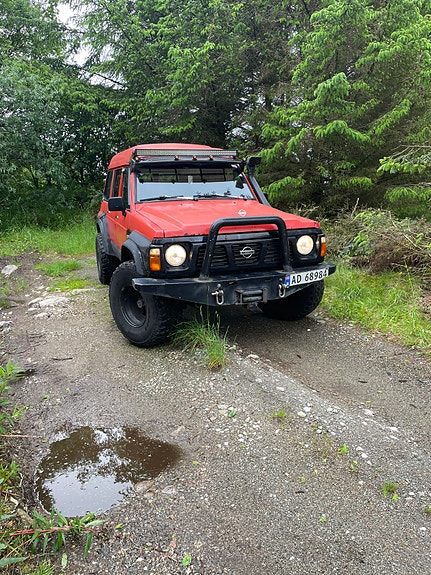 Nissan Patrol 2 of 5