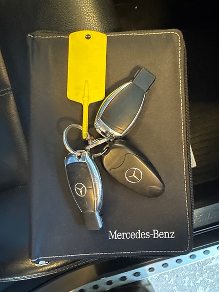 Mercedes-Benz GL320 27 of 27