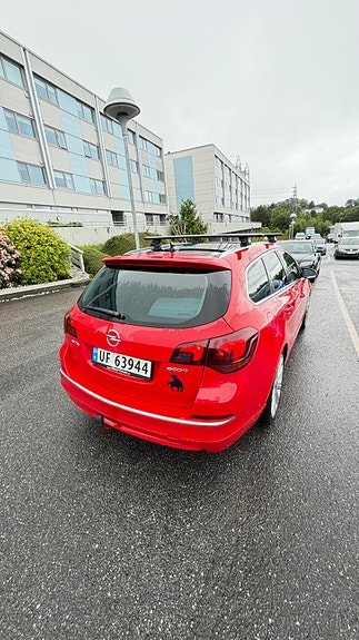 Opel Astra 3 of 5