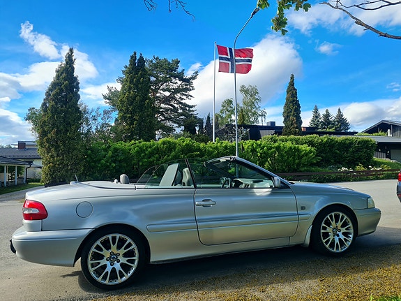 Volvo C70 6 of 30