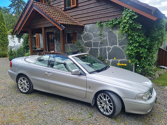 Volvo C70 3 of 30
