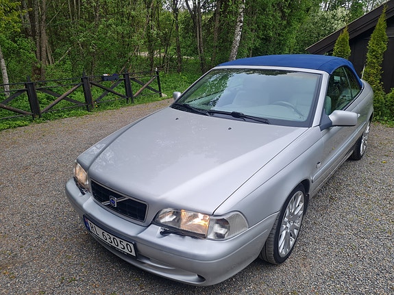Volvo C70 7 of 30