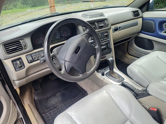 Volvo C70 25 of 30