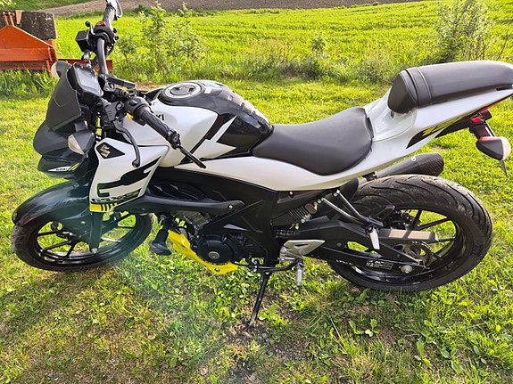 Suzuki GSX-S 125 3 of 5