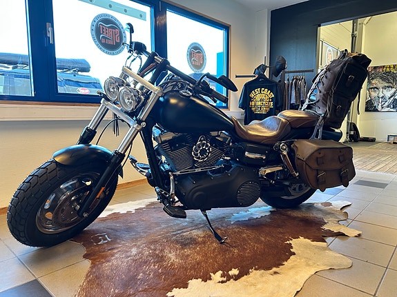 Harley-Davidson FXDF Dyna Fat Bob 2 of 5