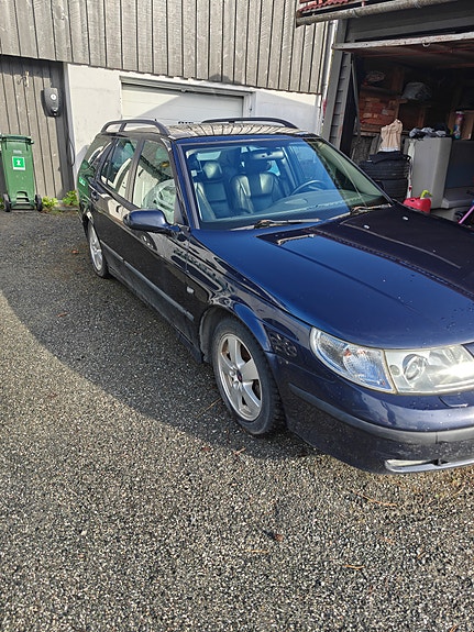 Saab 9-5 2 of 5
