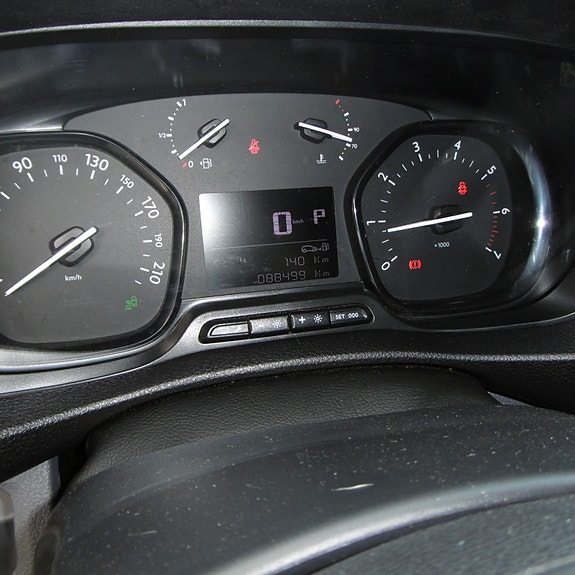Opel Vivaro 16 of 30