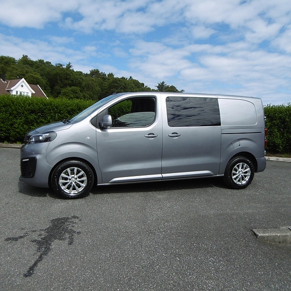 Opel Vivaro 2 of 30