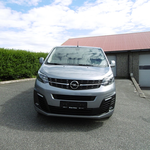 Opel Vivaro 9 of 30