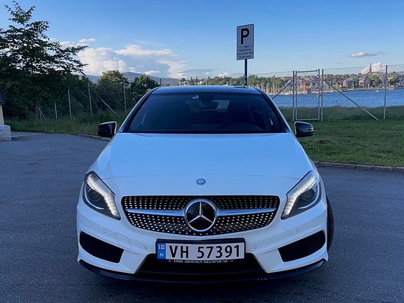 Mercedes-Benz A180 4 of 27