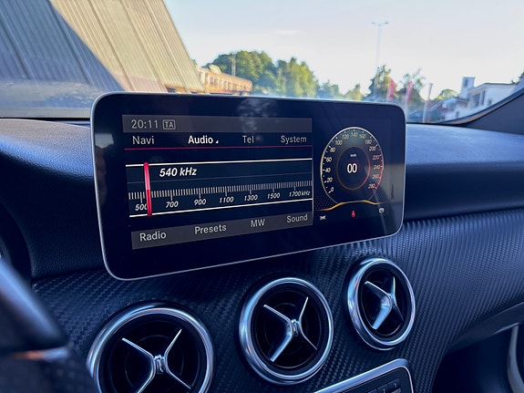 Mercedes-Benz A180 23 of 27