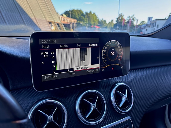 Mercedes-Benz A180 22 of 27