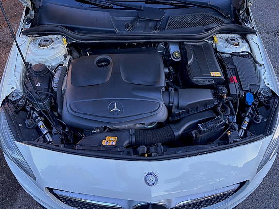 Mercedes-Benz A180 26 of 27