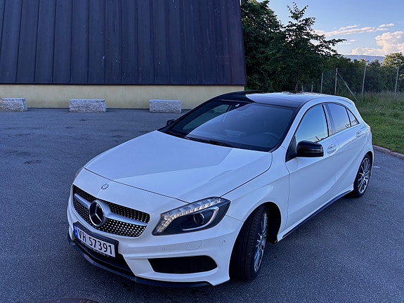 Mercedes-Benz A180 11 of 27