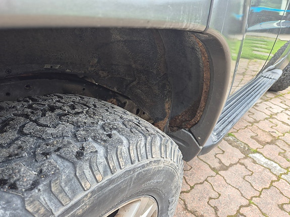 Nissan Patrol 5 of 5