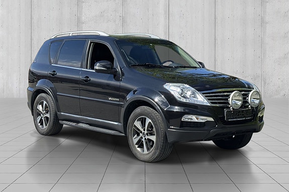 SsangYong Rexton 3 of 30