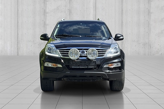 SsangYong Rexton 2 of 30