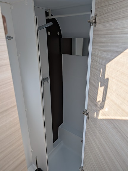 Adria Altea 552pk 26 of 30