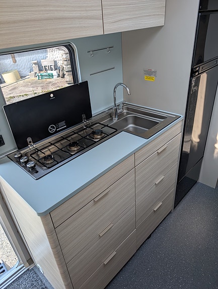 Adria Altea 552pk 20 of 30