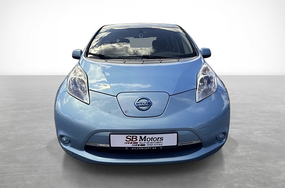 Nissan Leaf 2 of 5