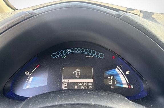 Nissan Leaf 14 of 21