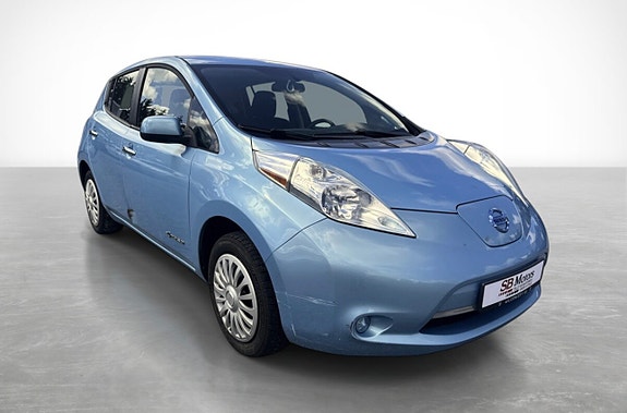 Nissan Leaf 3 of 5