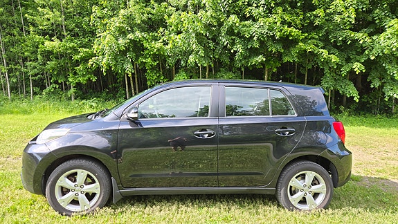 Toyota Urban Cruiser 13 of 30