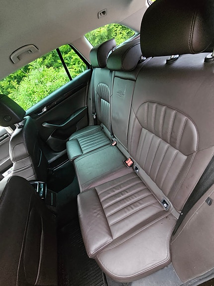 Skoda Superb 17 of 19