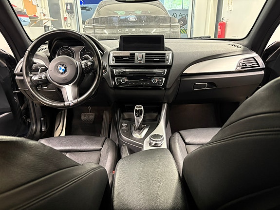 BMW 220d 12 of 17